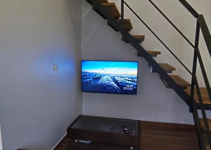 Loft Mezanine Sutji Apartment *